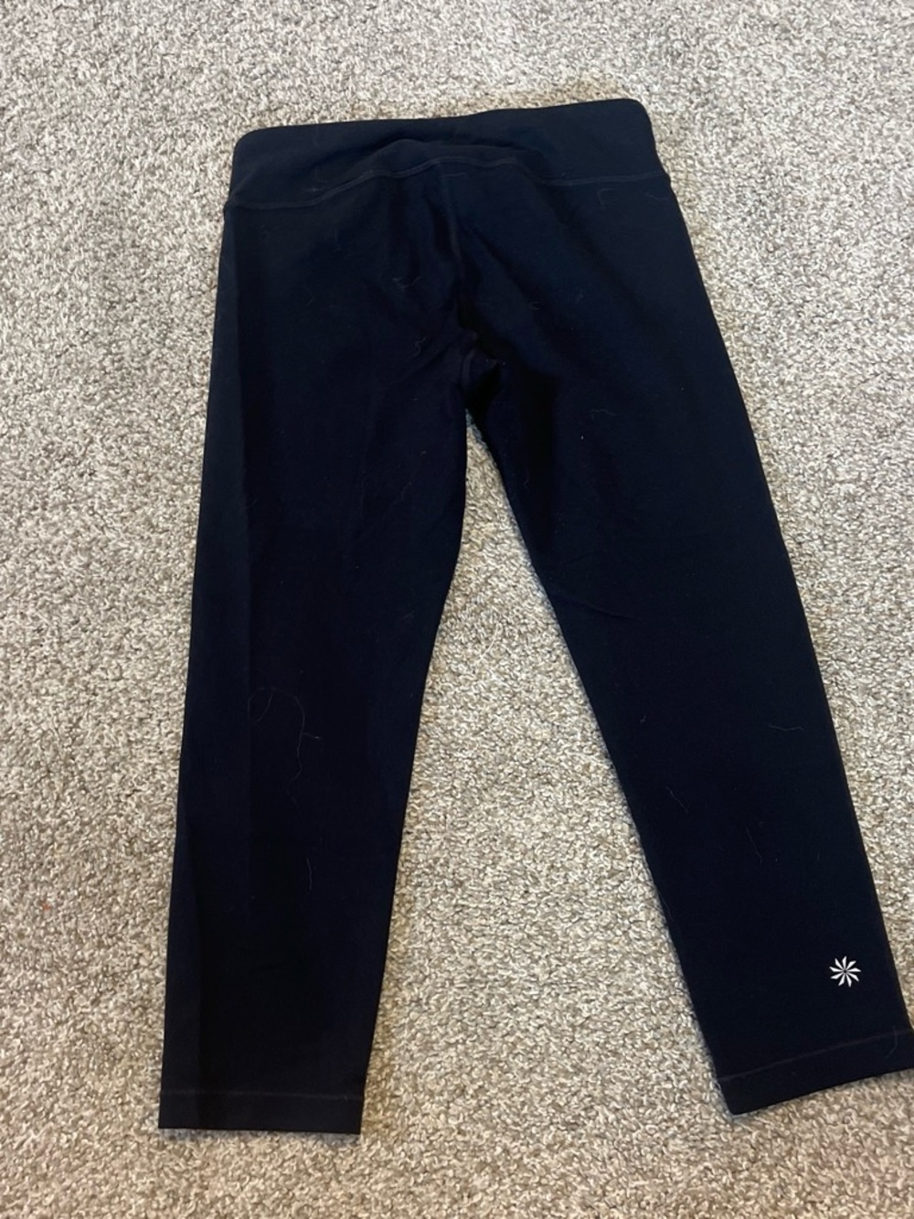 Athleta Black Women's Performance capri leggings